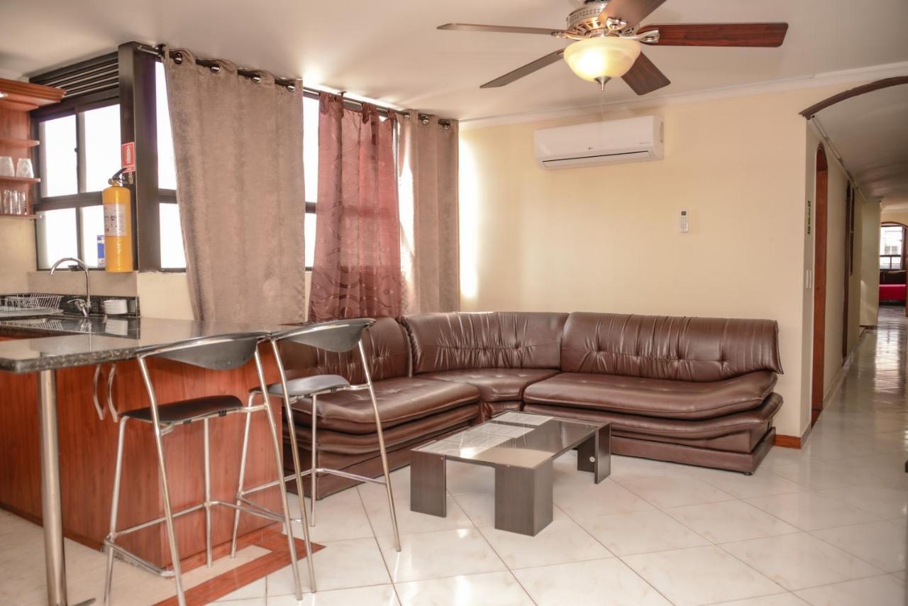 Calle 8 Suites Медельин Экстерьер фото